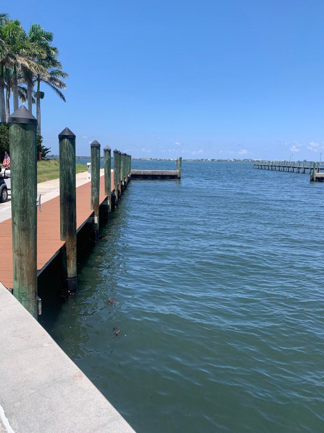 2 of 5 - 1405 Ne Indian River Dr #22, Jensen Beach, FL