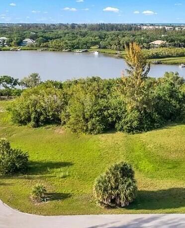 1 of 14 - 1880 Bayview Ct, Vero Beach, FL