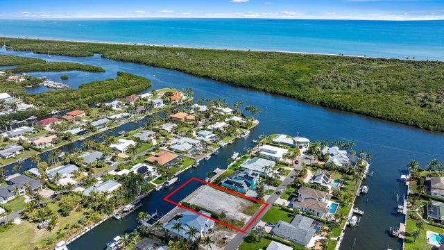 4 of 15 - 8531 Se Driftwood Street, Hobe Sound, FL