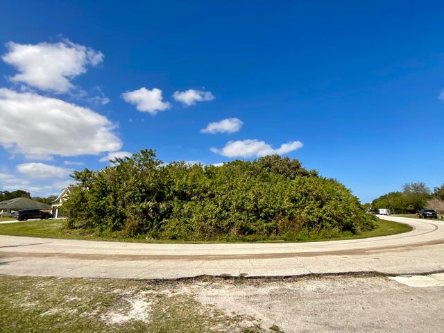 5 of 7 - 4674 Sw Masefield St, Port Saint Lucie, FL
