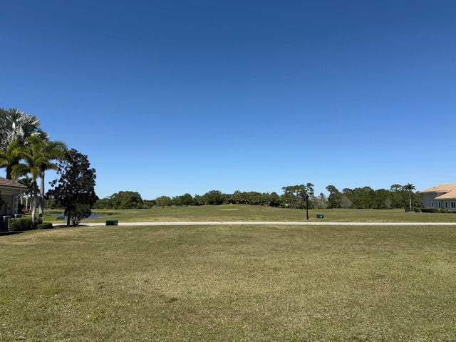3 of 16 - 122 Se Mira Lavella, Port Saint Lucie, FL