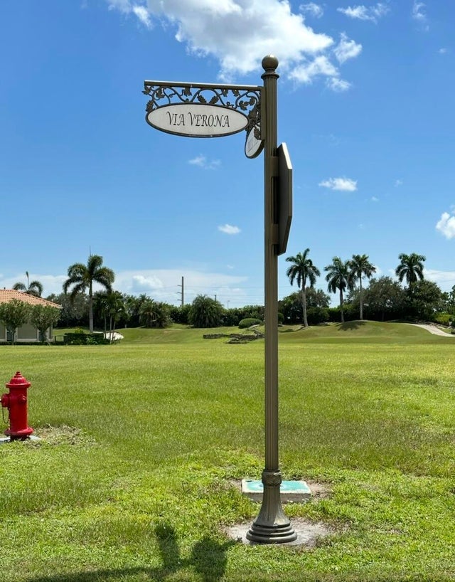 5 of 11 - 102 Se Via Verona, Port Saint Lucie, FL