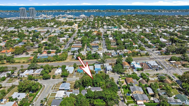3 of 7 - 801 37th Street, West Palm Beach, FL