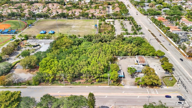 5 of 28 - 5121 N Pine Island Drive N, Sunrise, FL