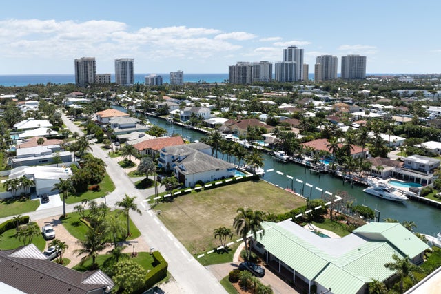2 of 37 - 1121 Coral Wy, Singer Island, FL