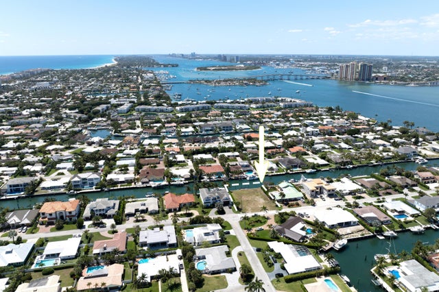 3 of 37 - 1121 Coral Wy, Singer Island, FL