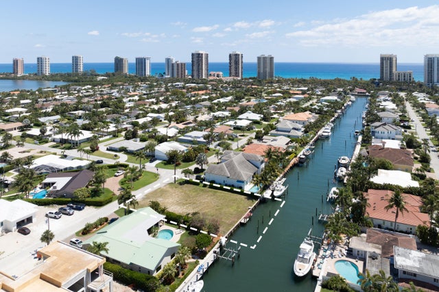 5 of 37 - 1121 Coral Wy, Singer Island, FL