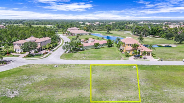 1 of 12 - 120 Se Via Verona, Port Saint Lucie, FL