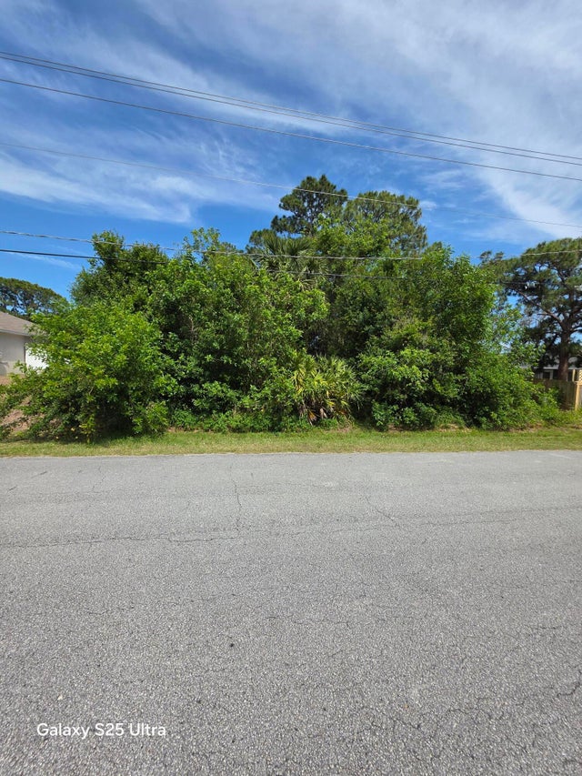 1 of 3 - 511 Nw Grenada Street, Port Saint Lucie, FL