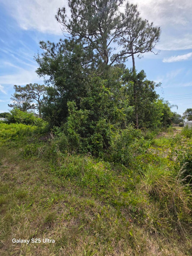 3 of 3 - 511 Nw Grenada Street, Port Saint Lucie, FL