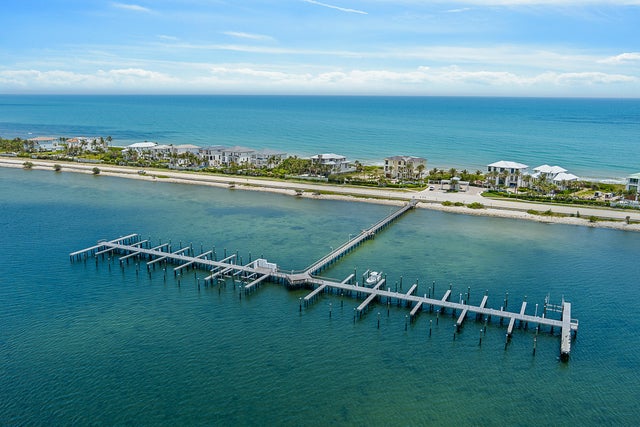 4 of 19 - 8100 S Ocean Dr, Jensen Beach, FL