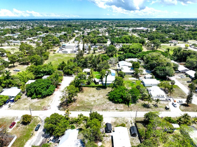 4 of 26 - Se Grant Street, Port Salerno, FL