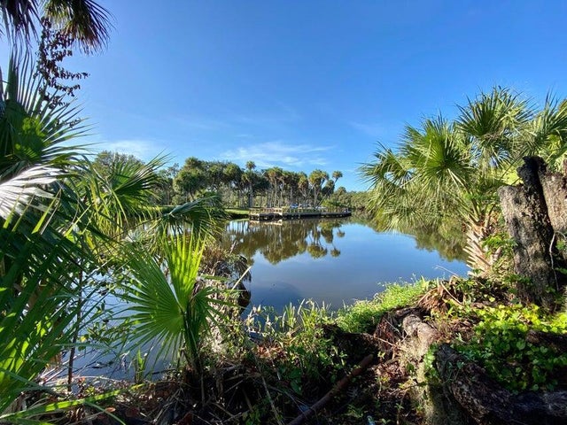 4 of 19 - 2083 W Midway Road, Fort Pierce, FL