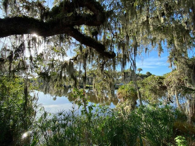 5 of 19 - 2083 W Midway Road, Fort Pierce, FL