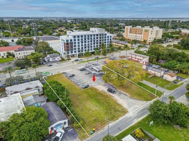 1 of 5 - 118 N Federal Highway, Dania Beach, FL