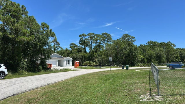 5 of 7 - 5013 La Salle Street, Fort Pierce, FL