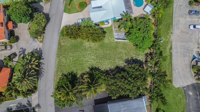 3 of 8 - 3442 Harbor Road S, Jupiter, FL