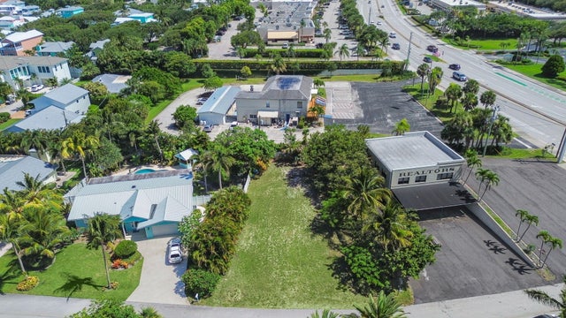 5 of 8 - 3442 Harbor Road S, Jupiter, FL