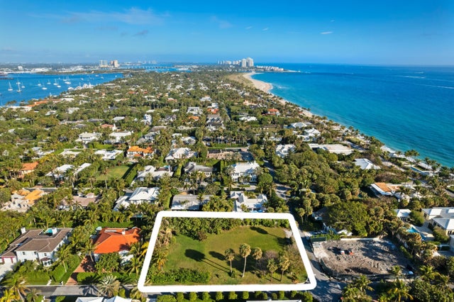 5 of 11 - 1150 N Ocean Wy, Palm Beach, FL