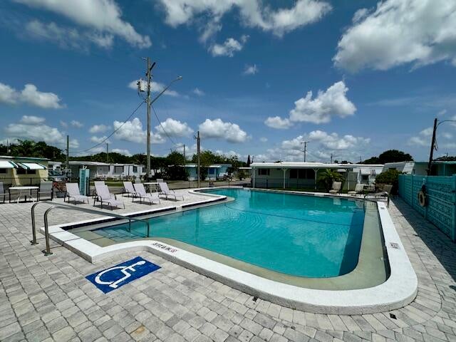 1 of 8 - 2023 St. Lucie Blvd ## 20, Fort Pierce, FL