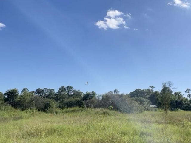 3 of 4 - 12398 Tangerine Blvd, West Palm Beach, FL