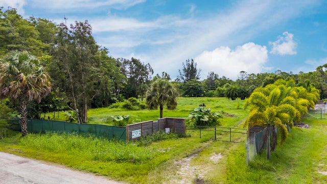 5 of 24 - 6424 Park Lane W, Lake Worth, FL