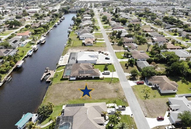 2 of 5 - 1405 Se 17th Street, Cape Coral, FL