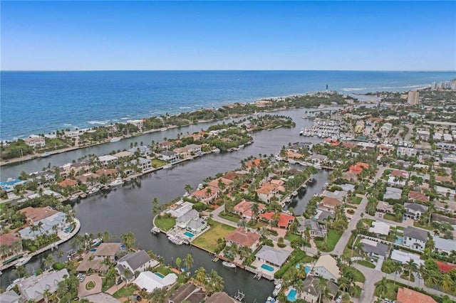 4 of 9 - 2821 Ne 32nd Street, Lighthouse Point, FL