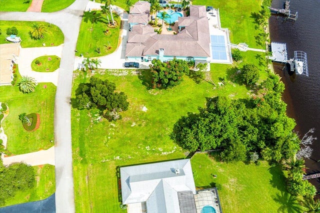 3 of 31 - 733 Se Hidden River Drive, Port Saint Lucie, FL