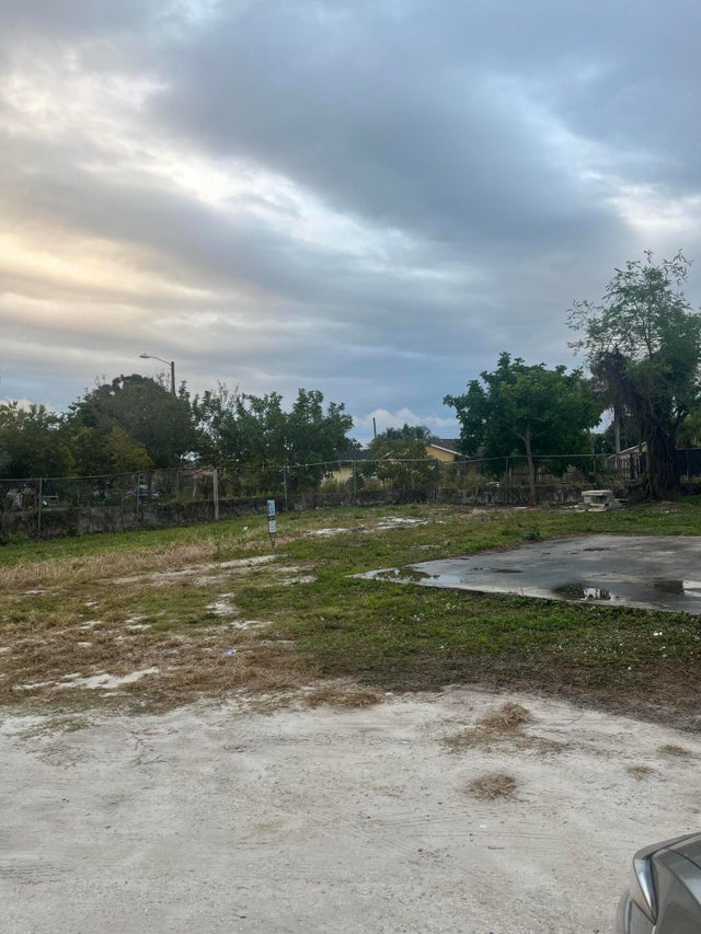 1 of 2 - 00 Springfield Street, Lake Worth, FL