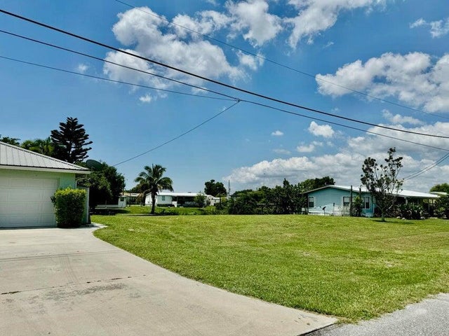 1 of 1 - 2626 Se 31st Street, Okeechobee, FL