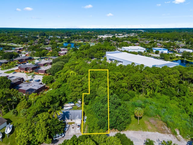 2 of 9 - '0' Se 43rd Avenue, Stuart, FL