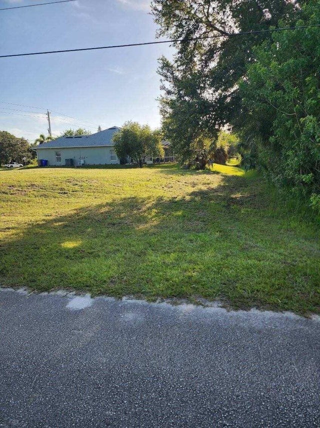 2 of 4 - 9246 87th Street, Vero Beach, FL