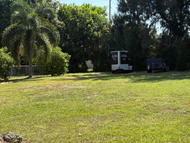 1 of 5 - 2726 S 10 Th Street S, Fort Pierce, FL