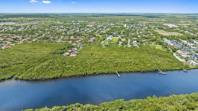 2 of 3 - 9721 Se Gomez Avenue, Hobe Sound, FL