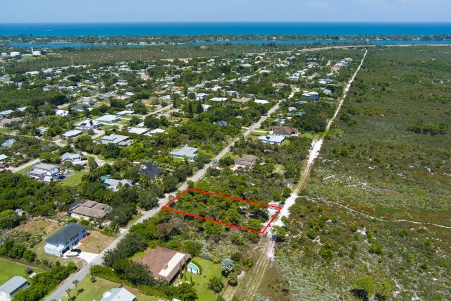 1 of 13 - 9108 Se Sharon Street, Hobe Sound, FL