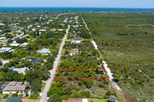 4 of 13 - 9108 Se Sharon Street, Hobe Sound, FL
