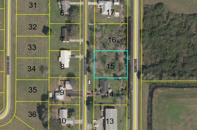 2 of 3 - 1170 Foxmoor Street, Moore Haven, FL
