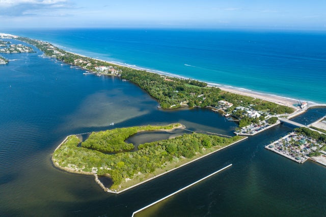 1 of 10 - 3070 S Ocean Boulevard, Manalapan, FL