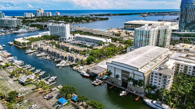 2 of 16 - 1801 Se 17 Street, Fort Lauderdale, FL