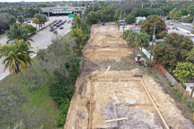 3 of 6 - 6745 Forest Court, West Palm Beach, FL