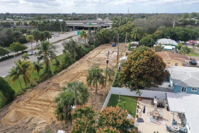 5 of 6 - 6745 Forest Court, West Palm Beach, FL