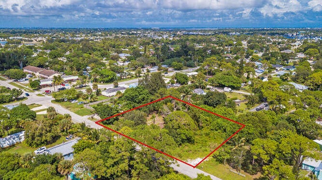 4 of 15 - 5117 Se Isabelita Avenue, Stuart, FL