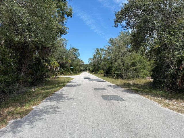 2 of 17 - 9793 N Alder Avenue, Crystal River, FL