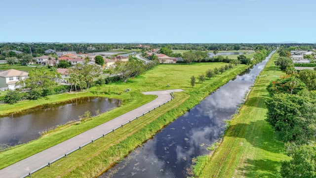2 of 9 - 3102 Greenbriar Boulevard, Wellington, FL