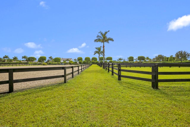 5 of 27 - 3899 Shutterfly Way, Wellington, FL