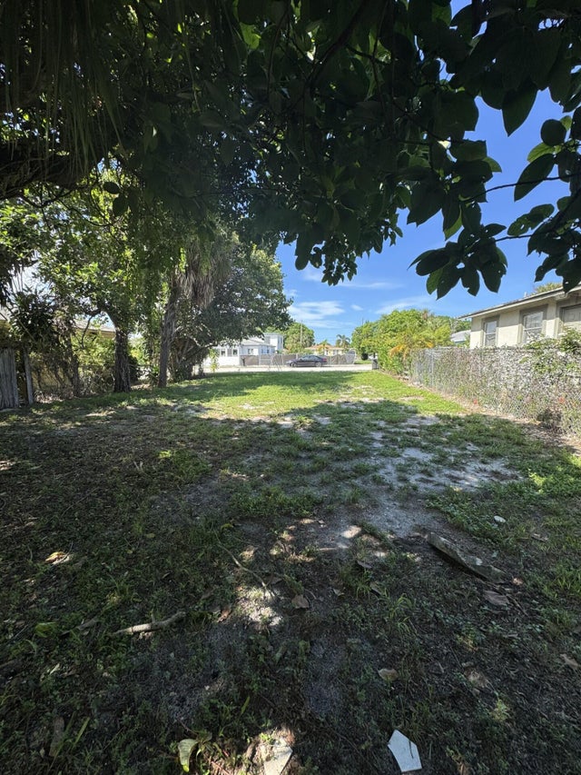 5 of 7 - 00 State Street, West Palm Beach, FL