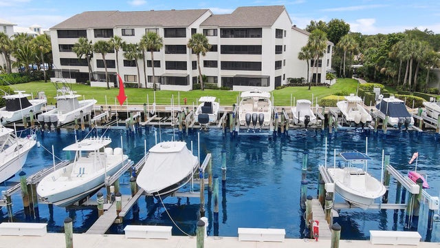 2 of 21 - 822 Oak Harbour Drive #d-13, Juno Beach, FL