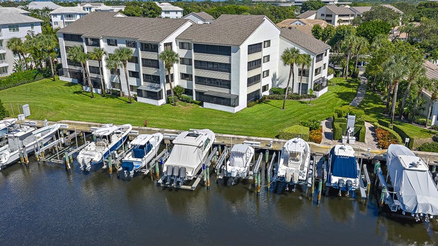 5 of 19 - Oak Harbour Drive #d-10, Juno Beach, FL