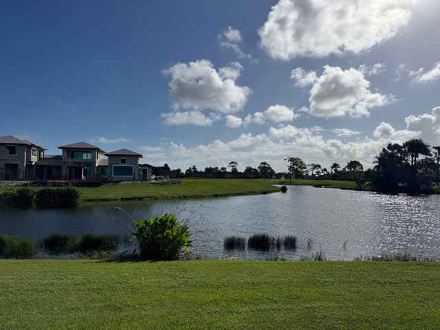 3 of 8 - 227 Se Bella Strano, Port Saint Lucie, FL